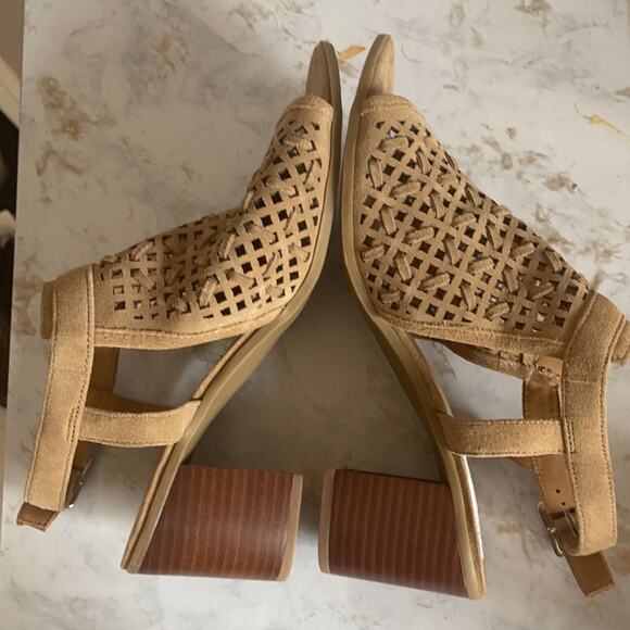 NEW Franco Sarto Suede Block Heels - Picture 9 of 9